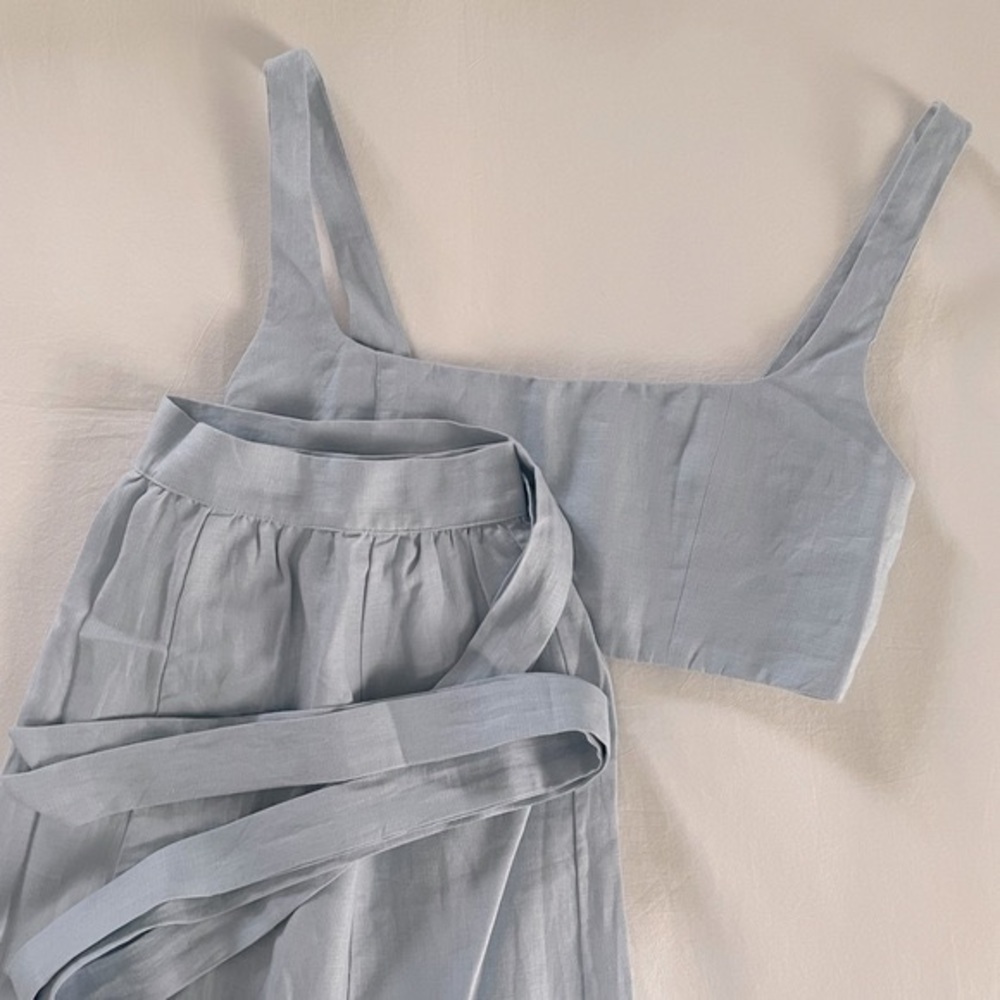 Reformation Palm Linen Two Piece in Blue (Never worn)